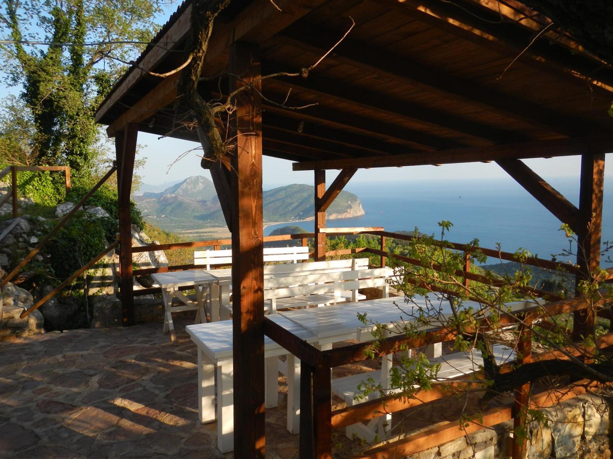 Adriatrek Bed & Breakfast Petrovac Exteriör bild