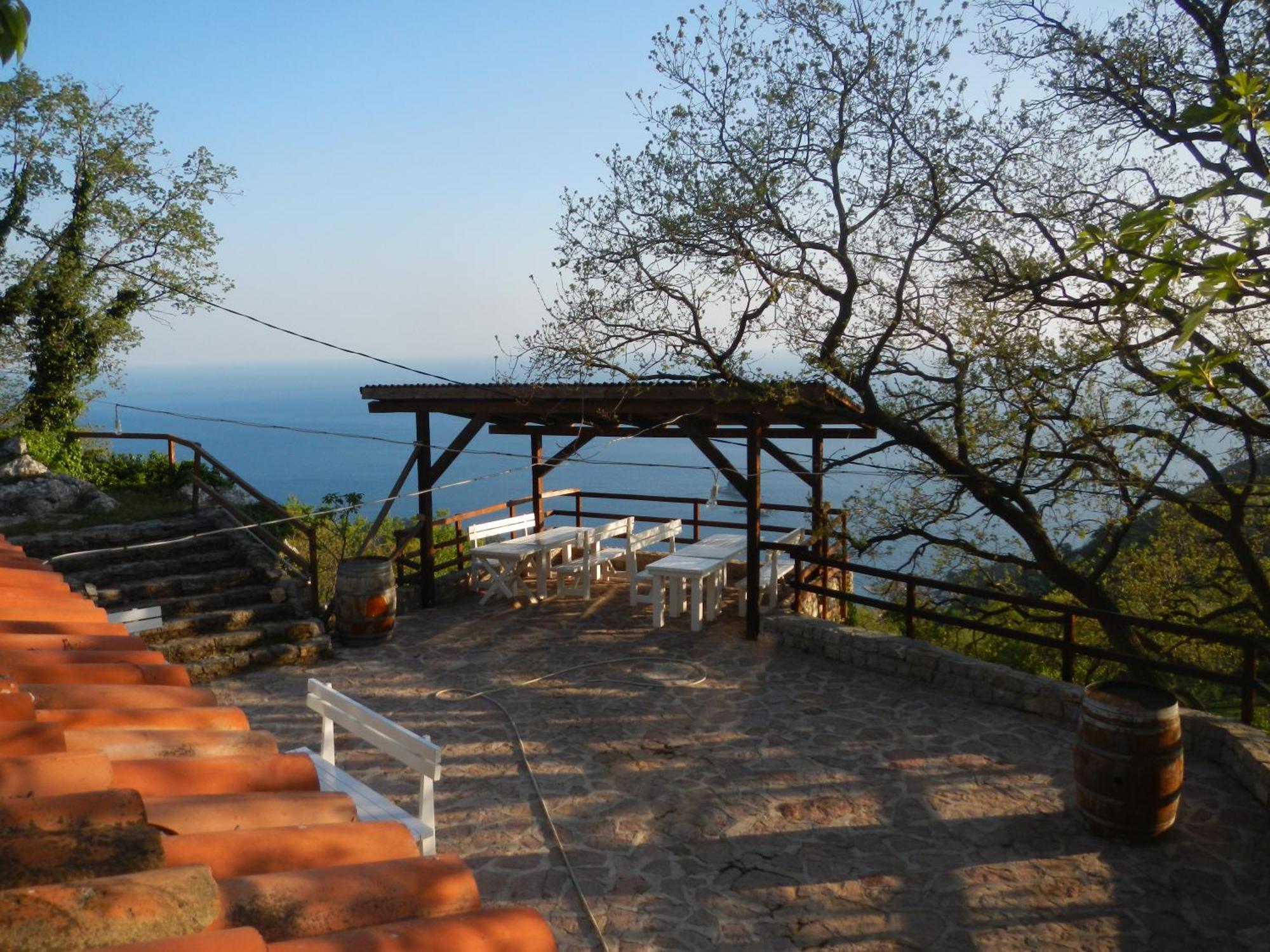 Adriatrek Bed & Breakfast Petrovac Exteriör bild